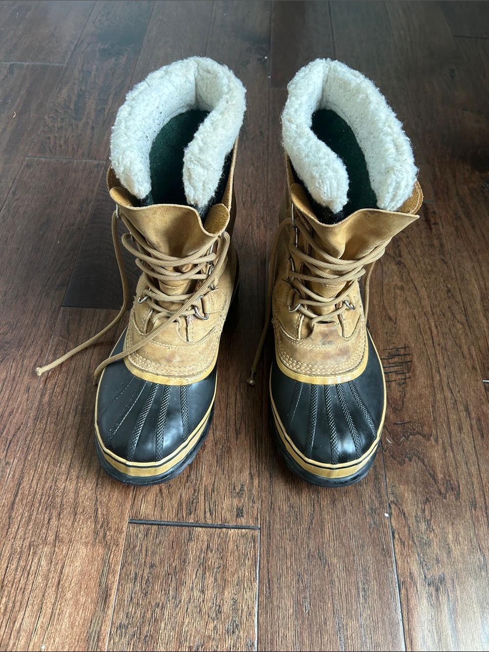 Women’s Sorel Caribou 10 Waterproof Winter Boots with Faux Fur Lining